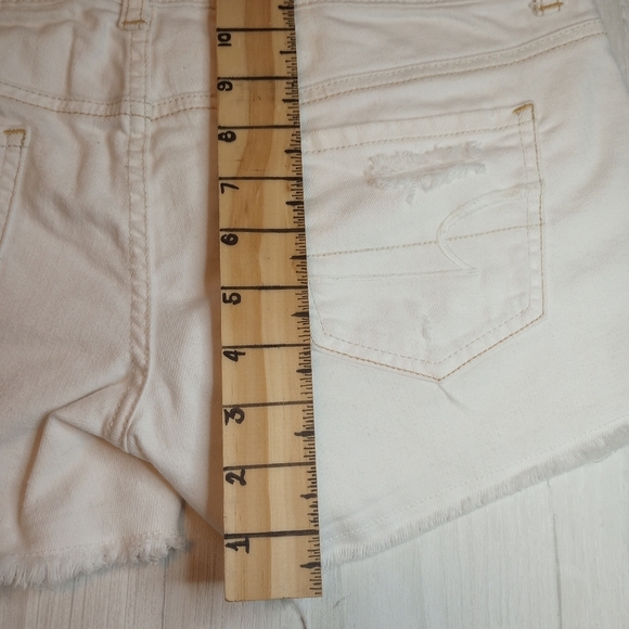 American Eagle Women's Denim Cut Off Shorts Distressed 5 Pocket Stretch White 6 - Picture 11 of 13